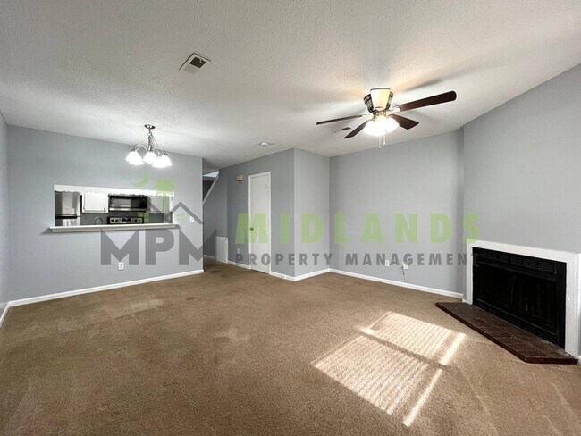 Building Photo - 1307 Cactus Ave