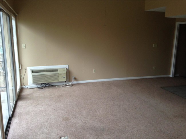 Building Photo - 3206 Aquarius Dr