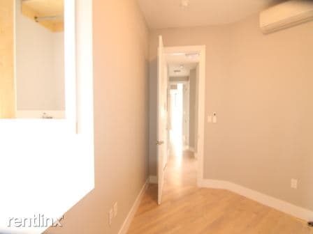Building Photo - 5654 Myrtle Ave