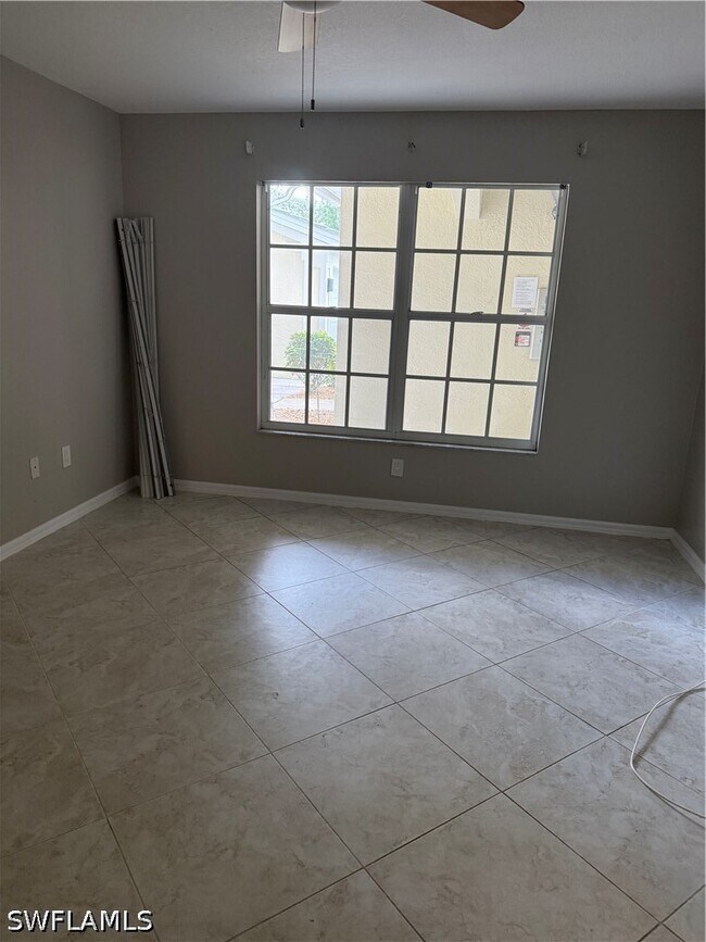 Foto del edificio - 15415 Cedarwood Ln