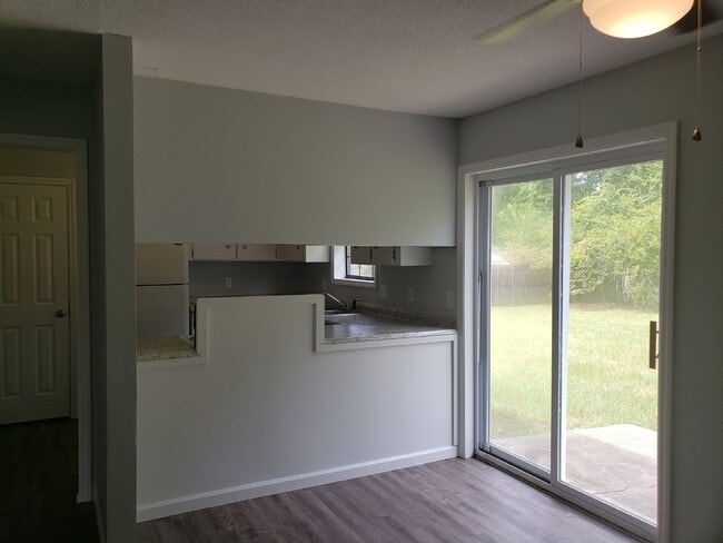 Foto del edificio - House for Rent