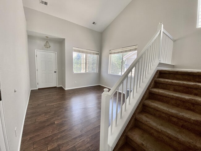 Foto del edificio - 13950 Adams St