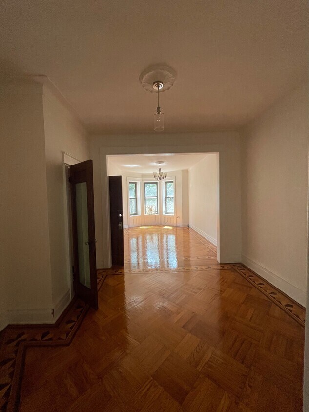Foto principal - 555 Bay Ridge Pky