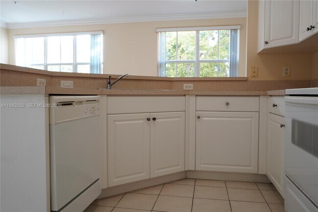 Foto del edificio - 4404 SW 160th Ave