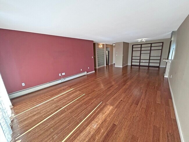 Foto del edificio - 151 Coolidge Ave