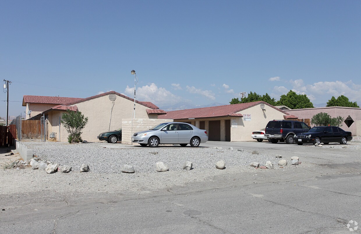 Building Photo - Patio Apartments