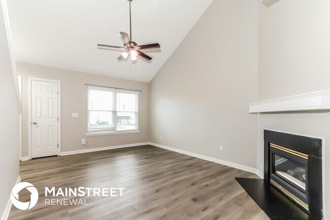 Foto del edificio - 10418 Pinoak View Dr