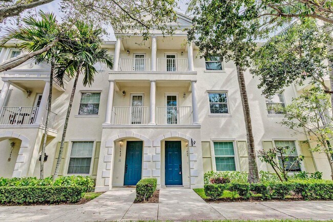 Building Photo - 1455 Cades Bay Ave