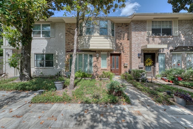 Foto principal - 5530 Holly St