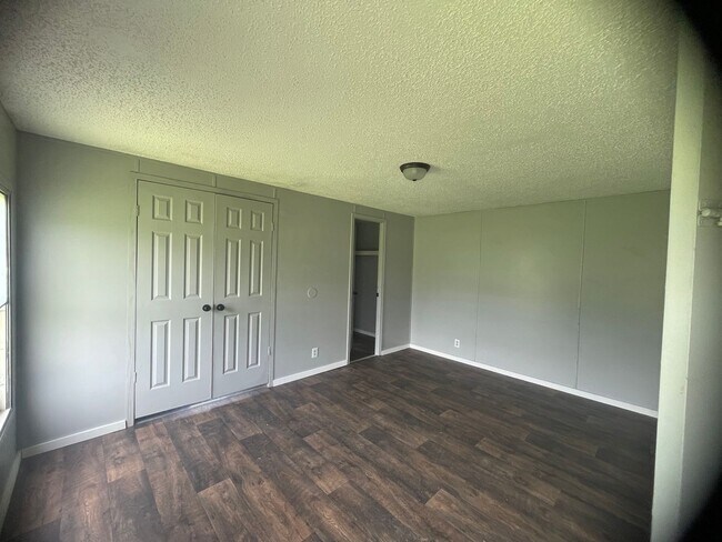 Foto del edificio - 3 BR 2 Bath 1,280 sq ft singlewide mobile home on 0.88 acres in Lonoke, AR