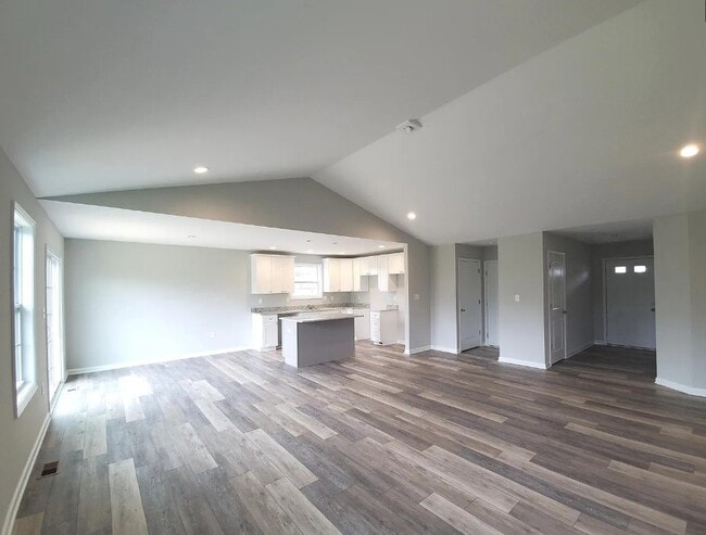 Building Photo - 209 Jensen Way