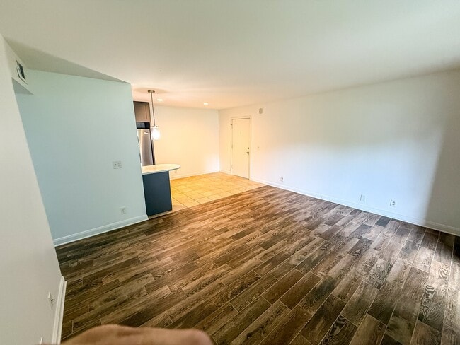 Building Photo - 2929 Selena Dr