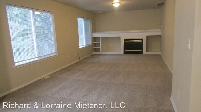 Building Photo - 4 br, 2.5 bath House - 5403 13th Ave W