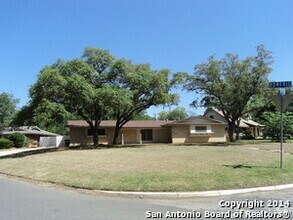 Building Photo - 1007 Homeric Dr