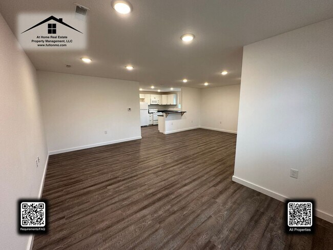 Building Photo - 817 Vine Street