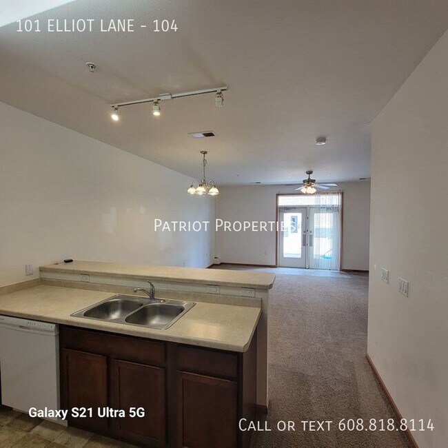 Foto del edificio - 101 Elliott Ln