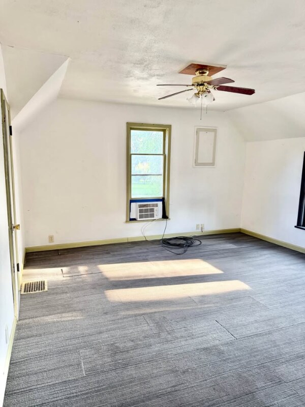 Foto del edificio - 528 N 1st St