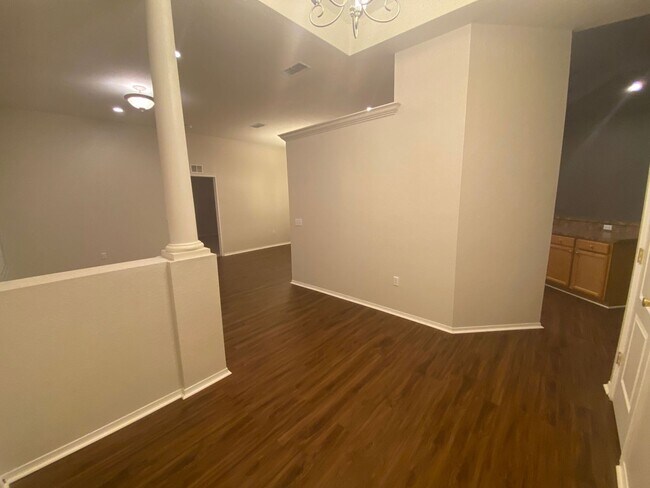 Foto del edificio - 4 Bedroom 2 Bath home in Winter Haven for RENT!