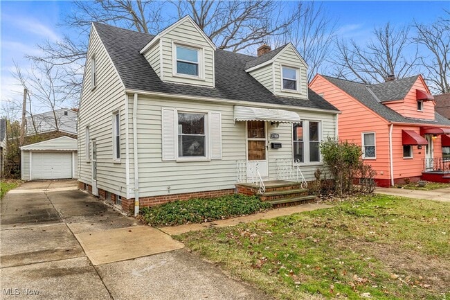 Building Photo - 17806 Waterbury Ave