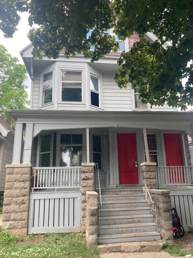 Foto principal - 1537 S 12th St
