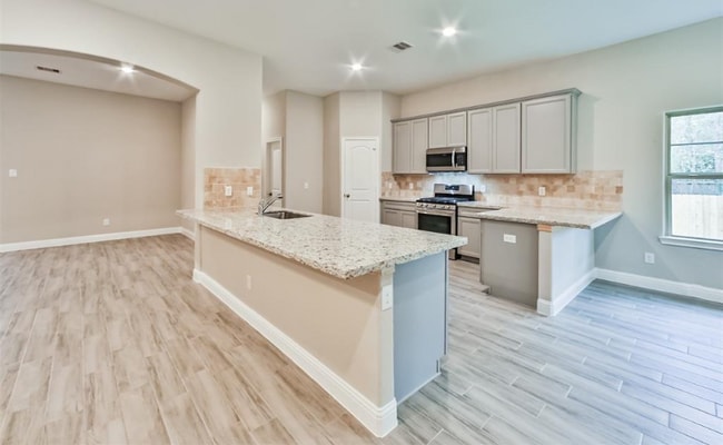 Building Photo - 1035 Carson Dr