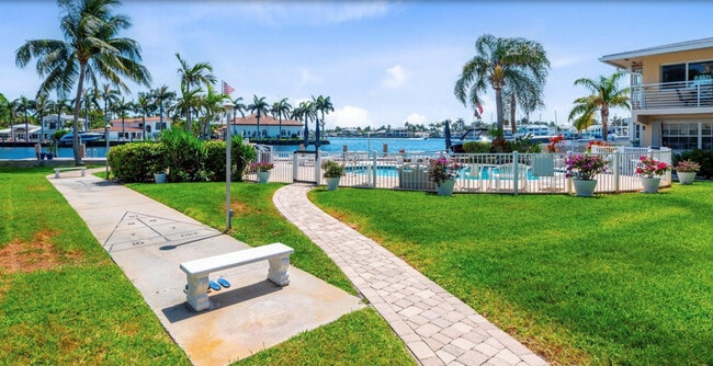 Building Photo - 3216 SE 12th St