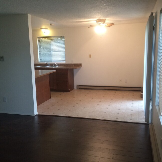 Foto del edificio - 2211 Yew St