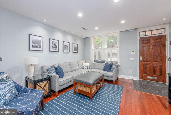 Foto del edificio - 307 Gaskill St