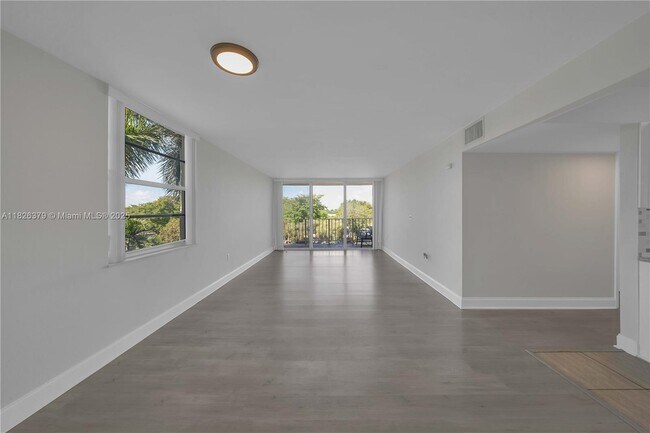 Foto del edificio - 13120 SW 92nd Ave
