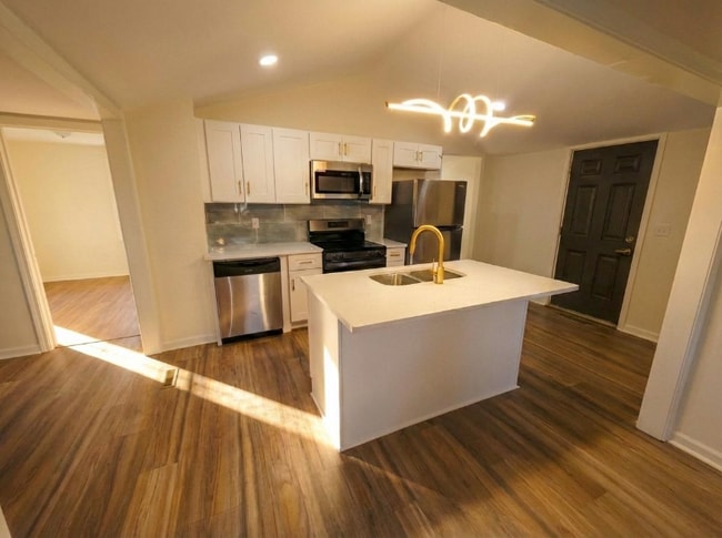 Foto del edificio - 110 Ridgeway St