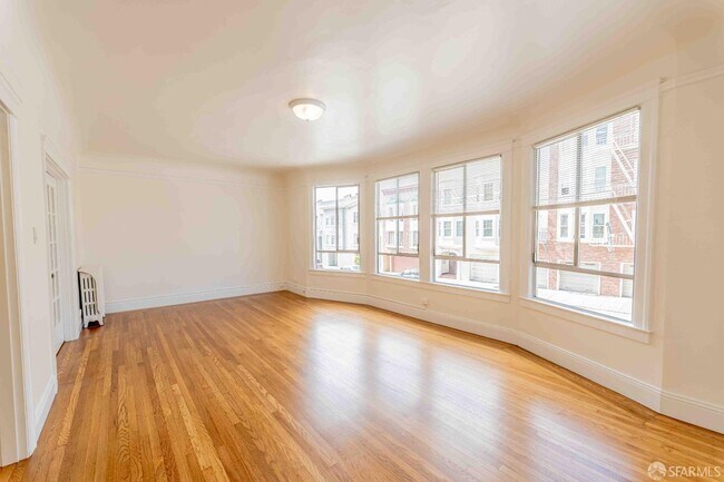 Building Photo - 1515 Chestnut St