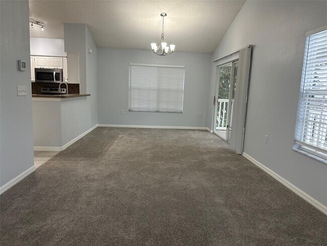 Foto del edificio - 10000 SW 52nd Ave