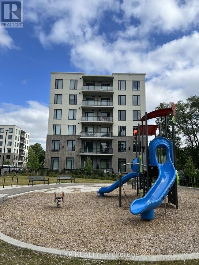 Building Photo - 103 Roger St