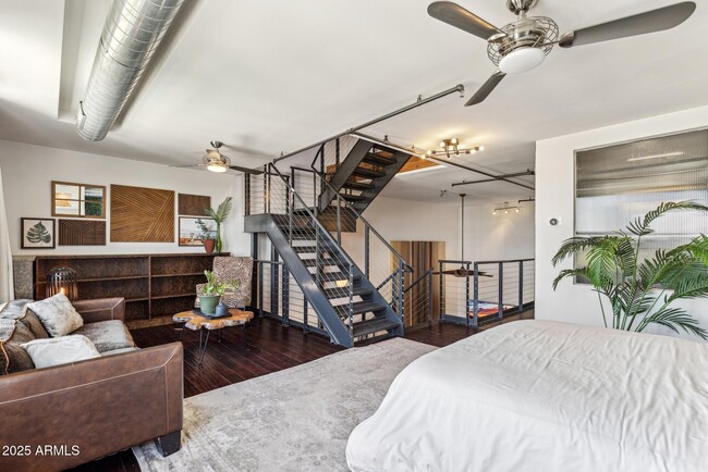 Foto del edificio - 1326 N Central Ave