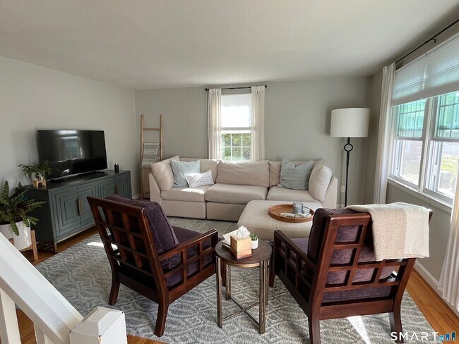 Foto del edificio - 13 Boxwood Ln