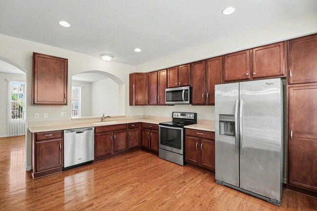 Building Photo - 27902 Hopkins Dr