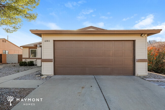 Building Photo - 6080 S Springbrook Dr