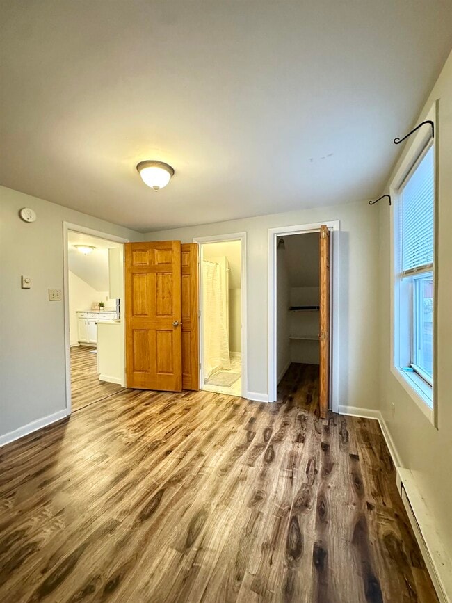 Building Photo - 1261 NY-7
