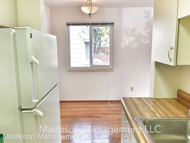 Foto del edificio - 8501 28th Ave NW