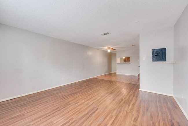Photo - 600 Grand Ave Apartment