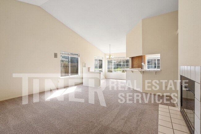 Foto del edificio - 9071 Brevard Dr