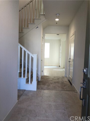 Building Photo - 1360 Vista Viejo Way