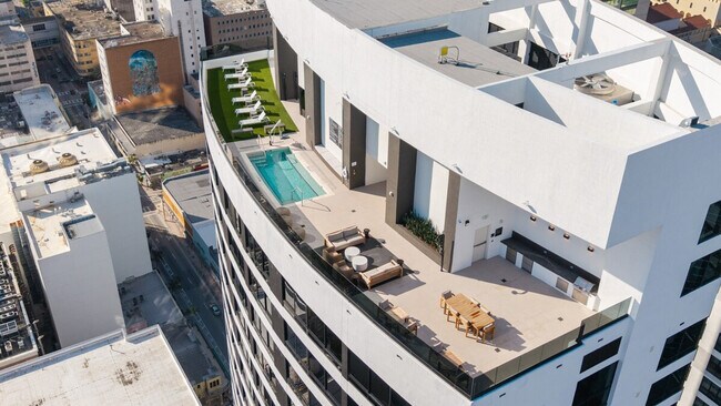 Foto del edificio - 36 NE 2nd St