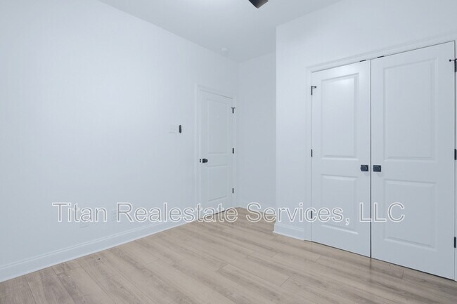 Foto del edificio - 114 Grays Lndg Ln