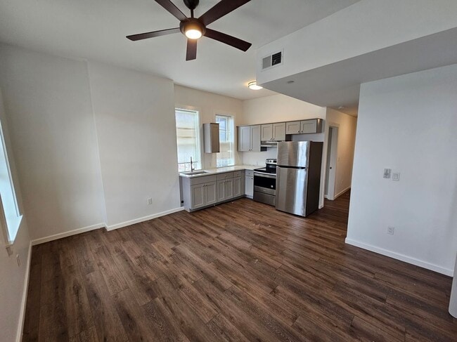 Foto del edificio - 94-96-96 Edwards St