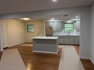 Foto del edificio - 2615 Southwood Dr