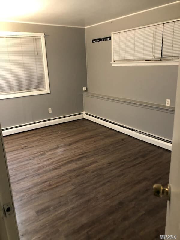 Building Photo - 85 Cedar Dr