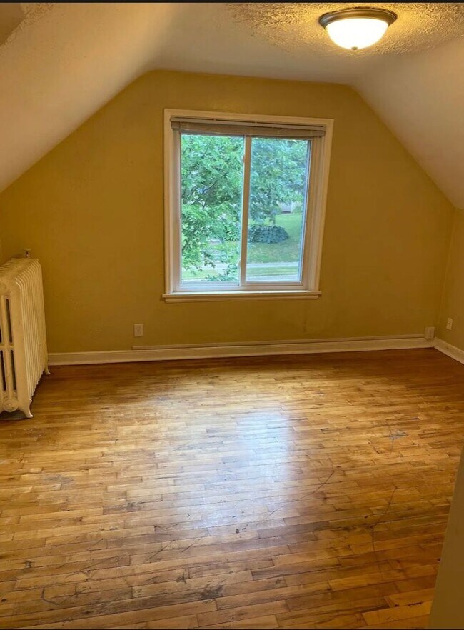 Foto del edificio - 272 George St W