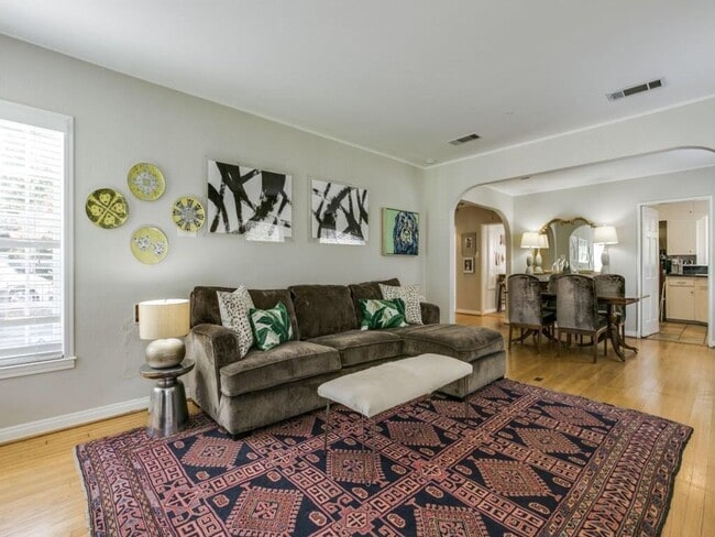 Building Photo - Kessler Park home for lease