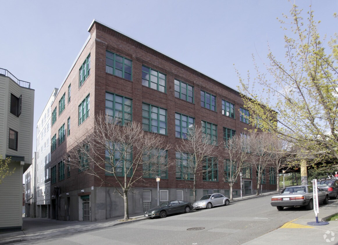 Primary Photo - Belltown Lofts